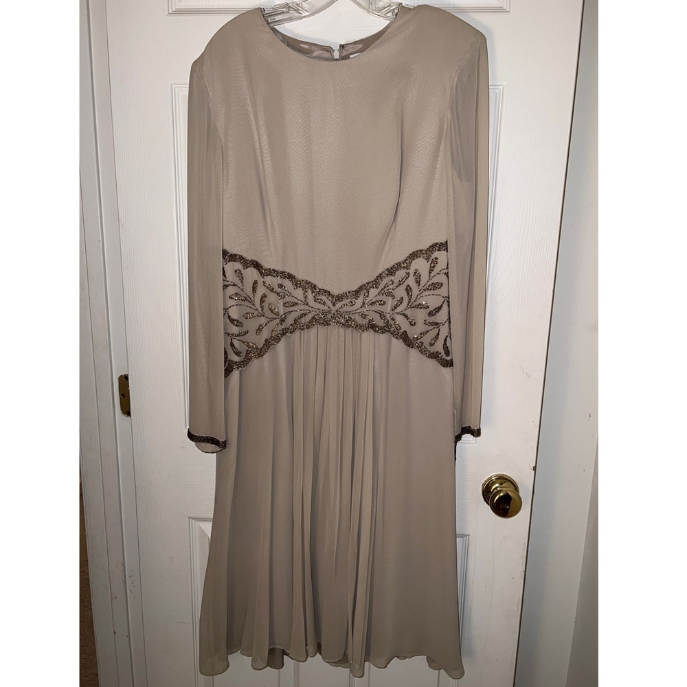 Niteline Della Roufogali Beige Dress | Plus Size